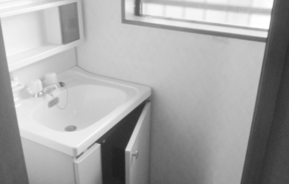 脱衣所と洗面を分け、広く作業しやすい洗面所まわりに